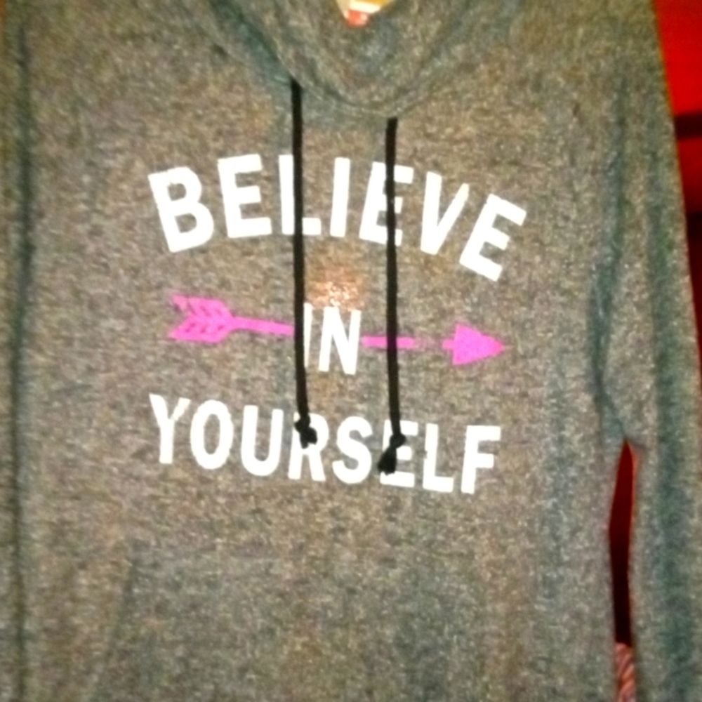 Pull over long sleeved lightweight top 7-9